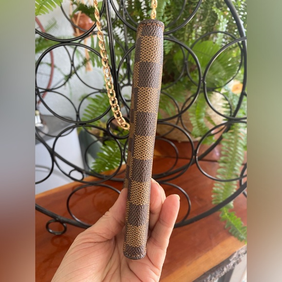 Louis Vuitton Damier Ebene Canvas Pochette with Crossbody Chain - Picture 5 of 12